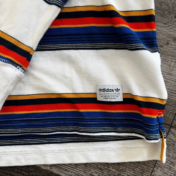 Adidas Long Sleeve - Picture 2 of 3